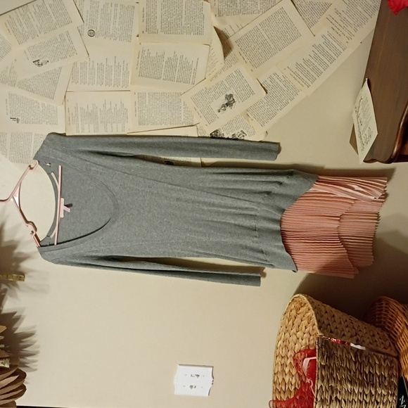 Victoria's Secret Dresses & Skirts - Victoria's Secret Gray & Pink Sweater Dress